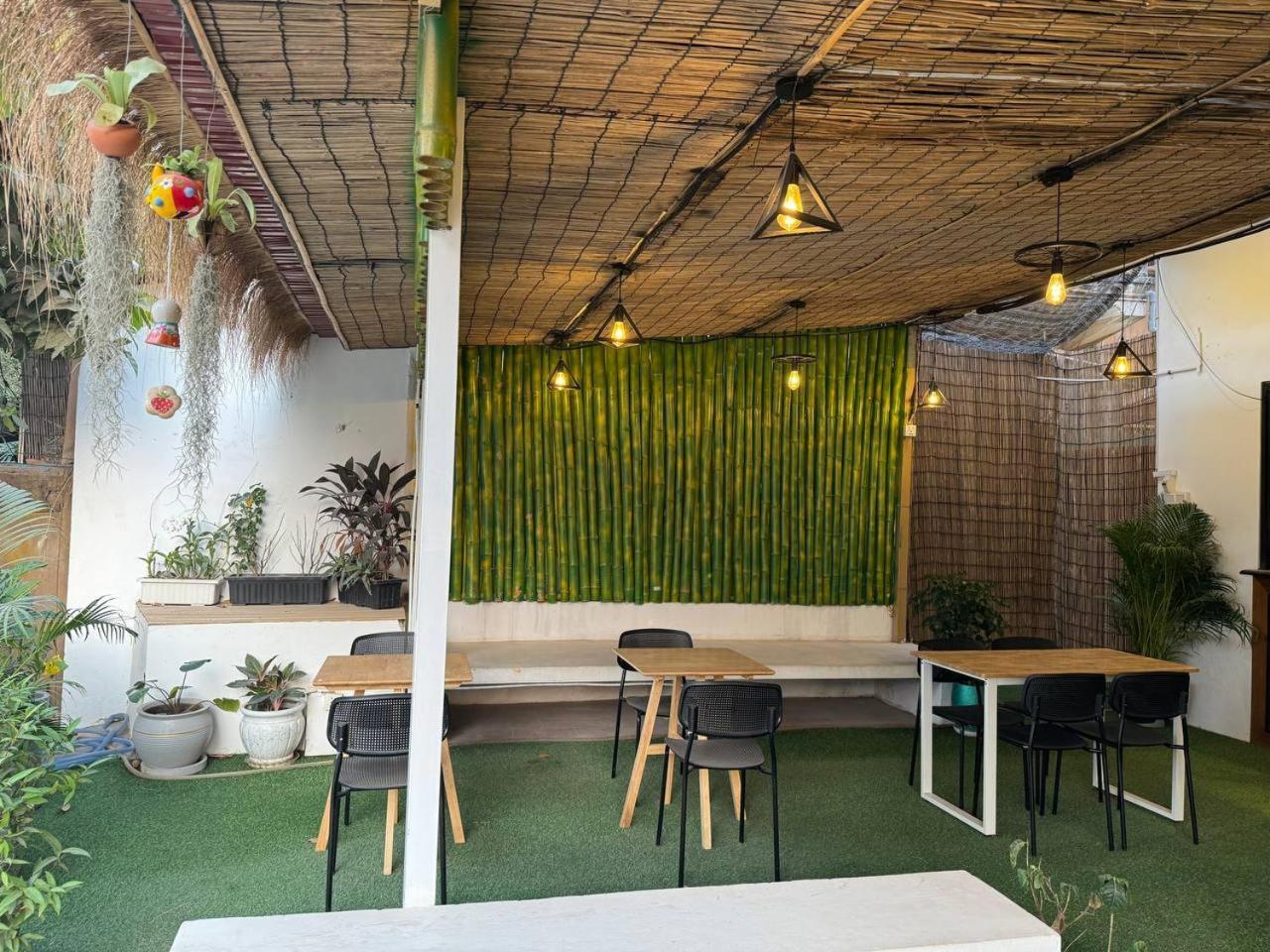 The Hive Hotel Siem Reap Exterior photo